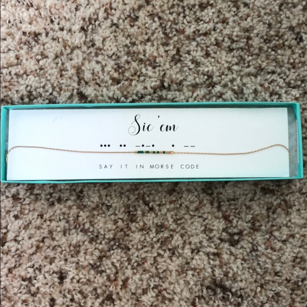 dot and dash sic em necklace